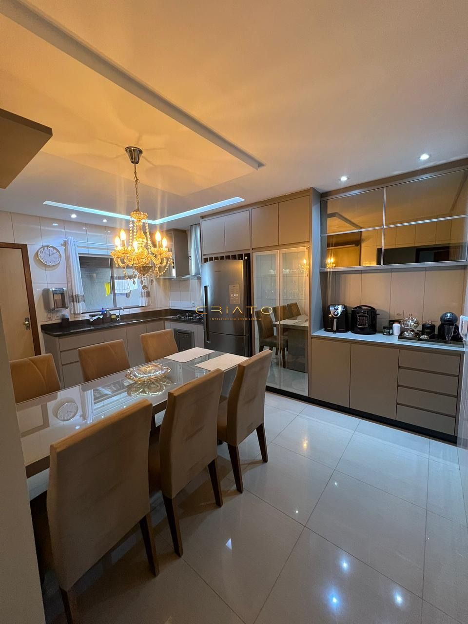 Casa com 3 Dormitórios à venda, 198 m² por R$ 790.000,00 Casa com 3 Dormitórios à venda, 198 m² por R$ 790.000,00