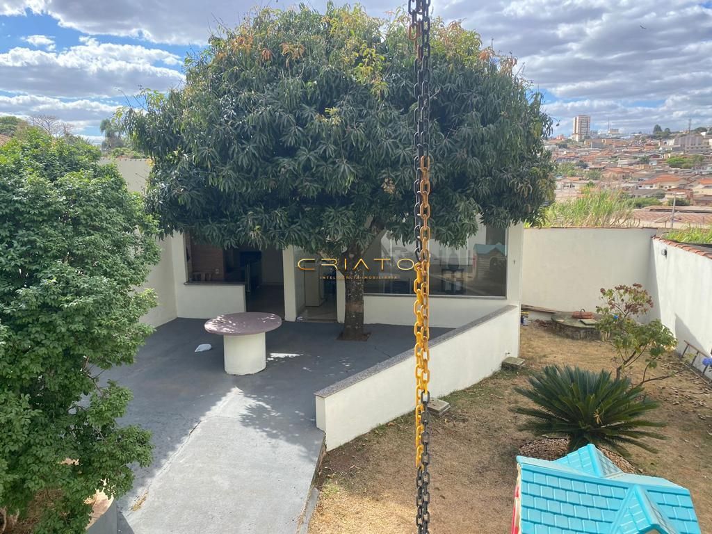 Sobrado à venda com 3 quartos, 287m² - Foto 16