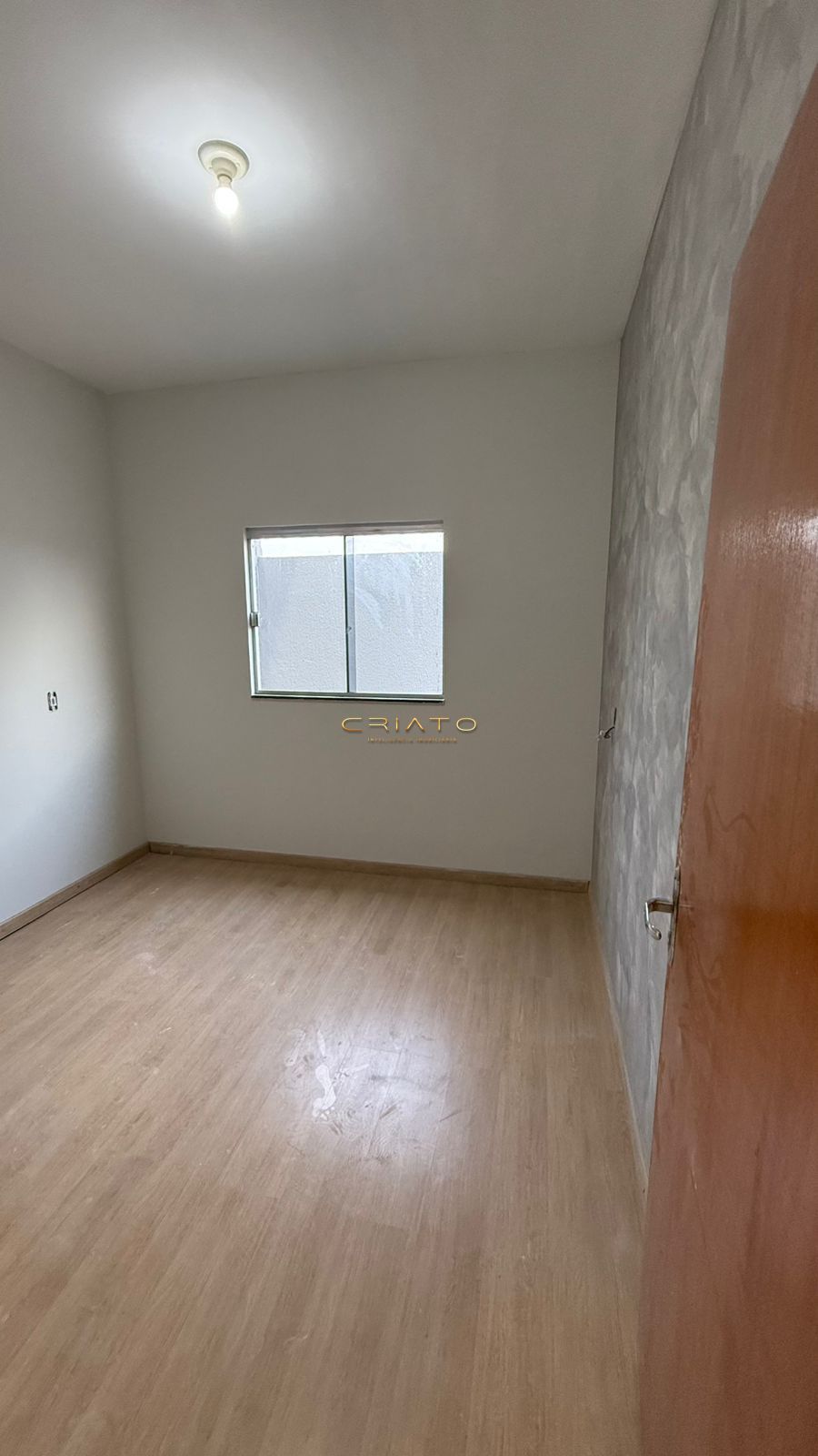 Casa com 2 Dormitórios à venda, 180 m² por R$ 285.000,00 Casa com 2 Dormitórios à venda, 180 m² por R$ 285.000,00