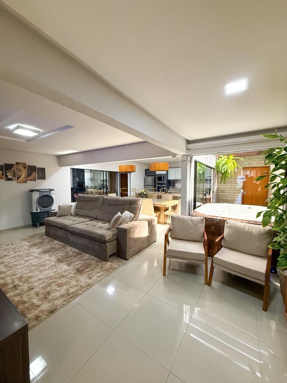 Casa em condomínio com 3 Dormitórios à venda, 210 m² por R$ 700.000,00 Casa em condomínio com 3 Dormitórios à venda, 210 m² por R$ 700.000,00