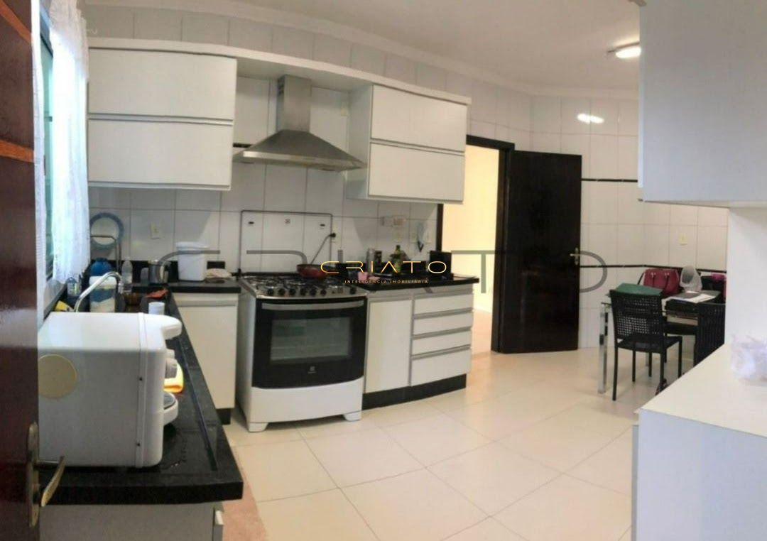 Casa à venda com 5 quartos, 280m² - Foto 5