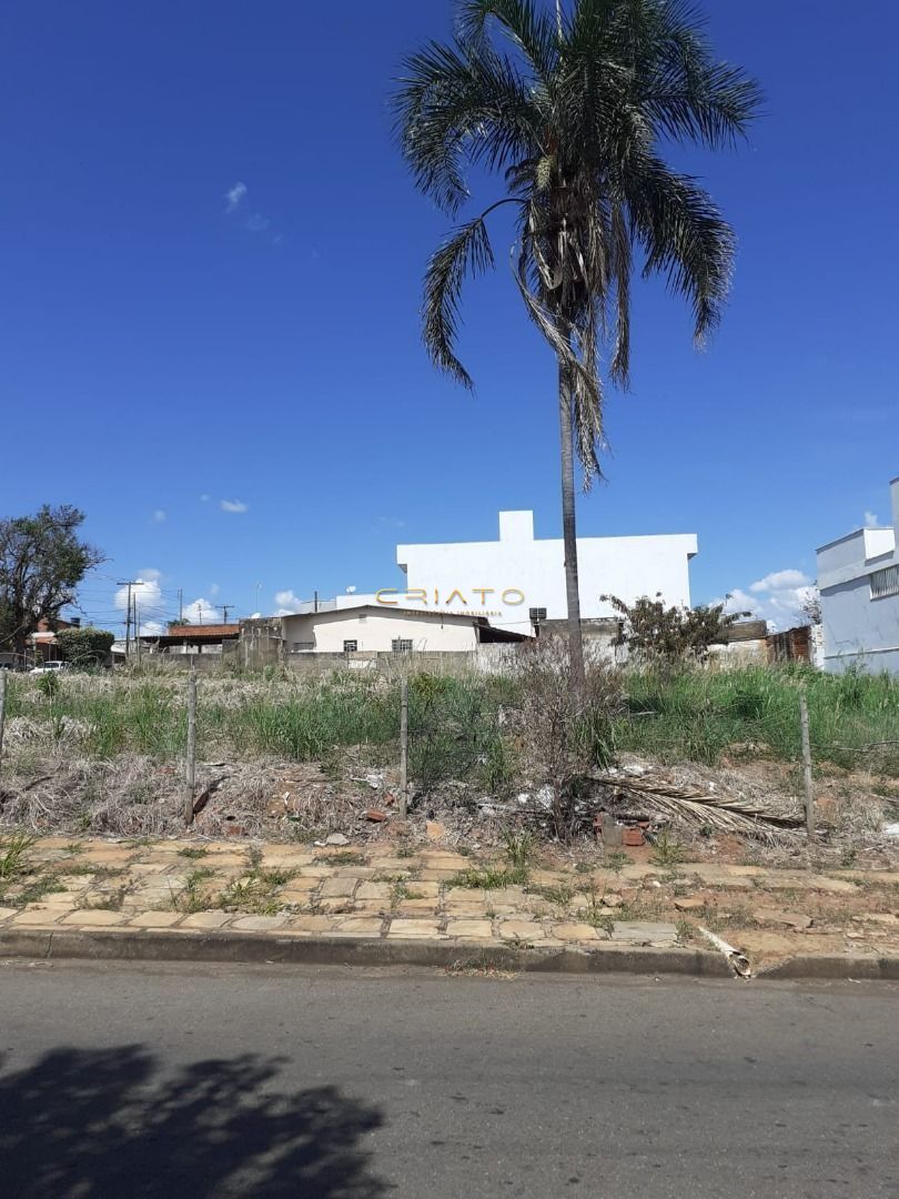 Terreno/Lote à venda  no Centro - Anápolis, GO. Imóveis