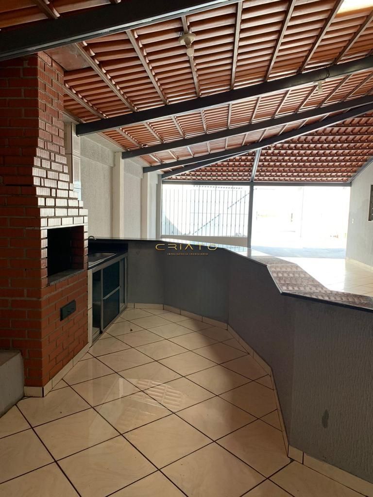 Casa à venda com 3 quartos, 550m² - Foto 4