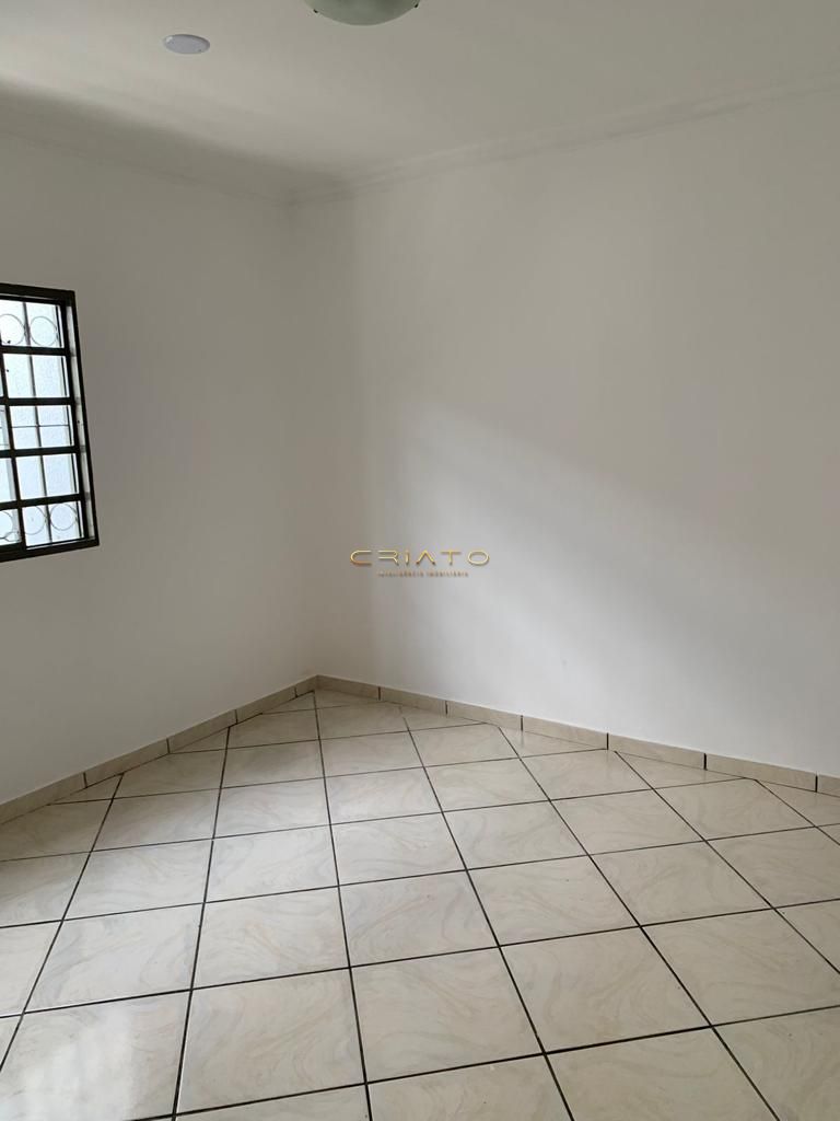 Casa à venda com 3 quartos, 550m² - Foto 12