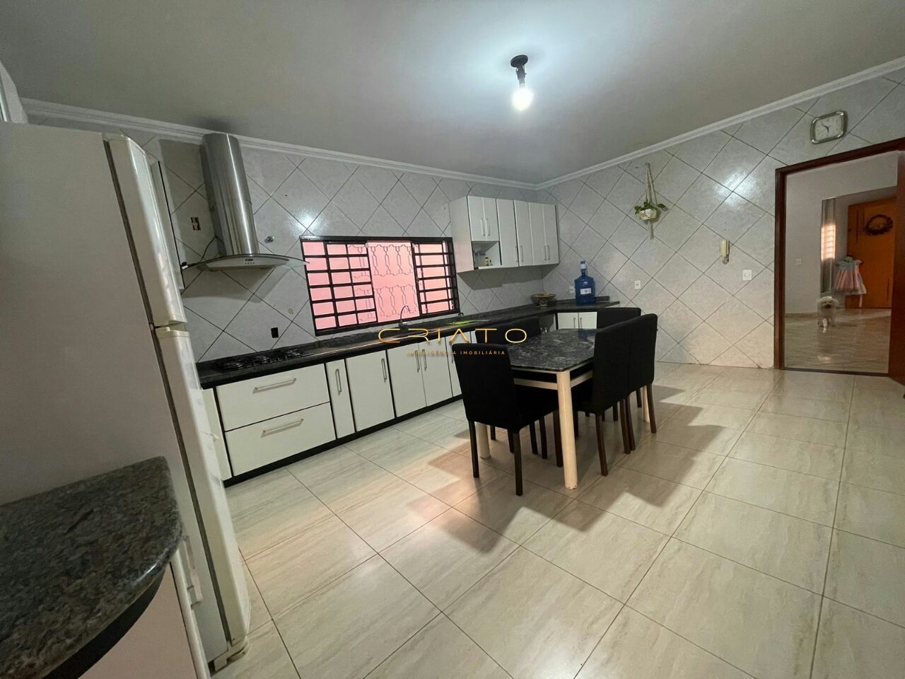 Casa à venda com 3 quartos, 183m² - Foto 8