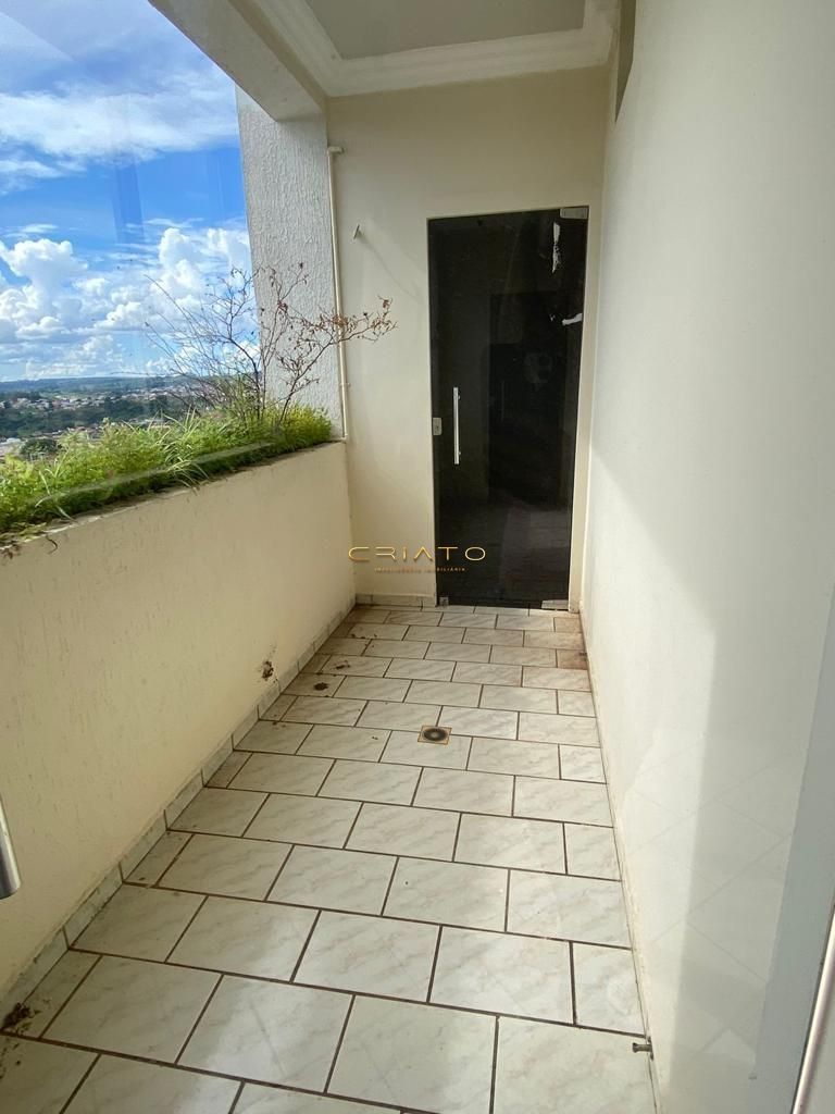 Apartamento à venda com 3 quartos, 274m² - Foto 12