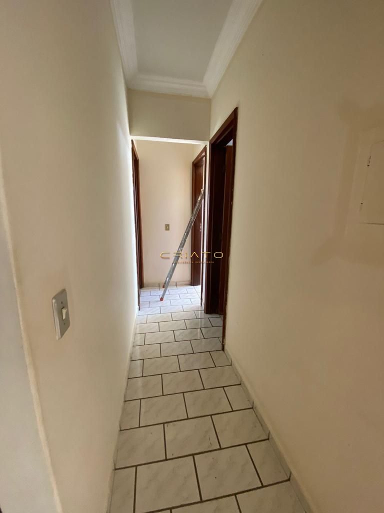 Apartamento à venda com 3 quartos, 274m² - Foto 11