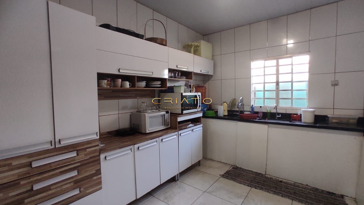 Casa à venda com 4 quartos, 187m² - Foto 8