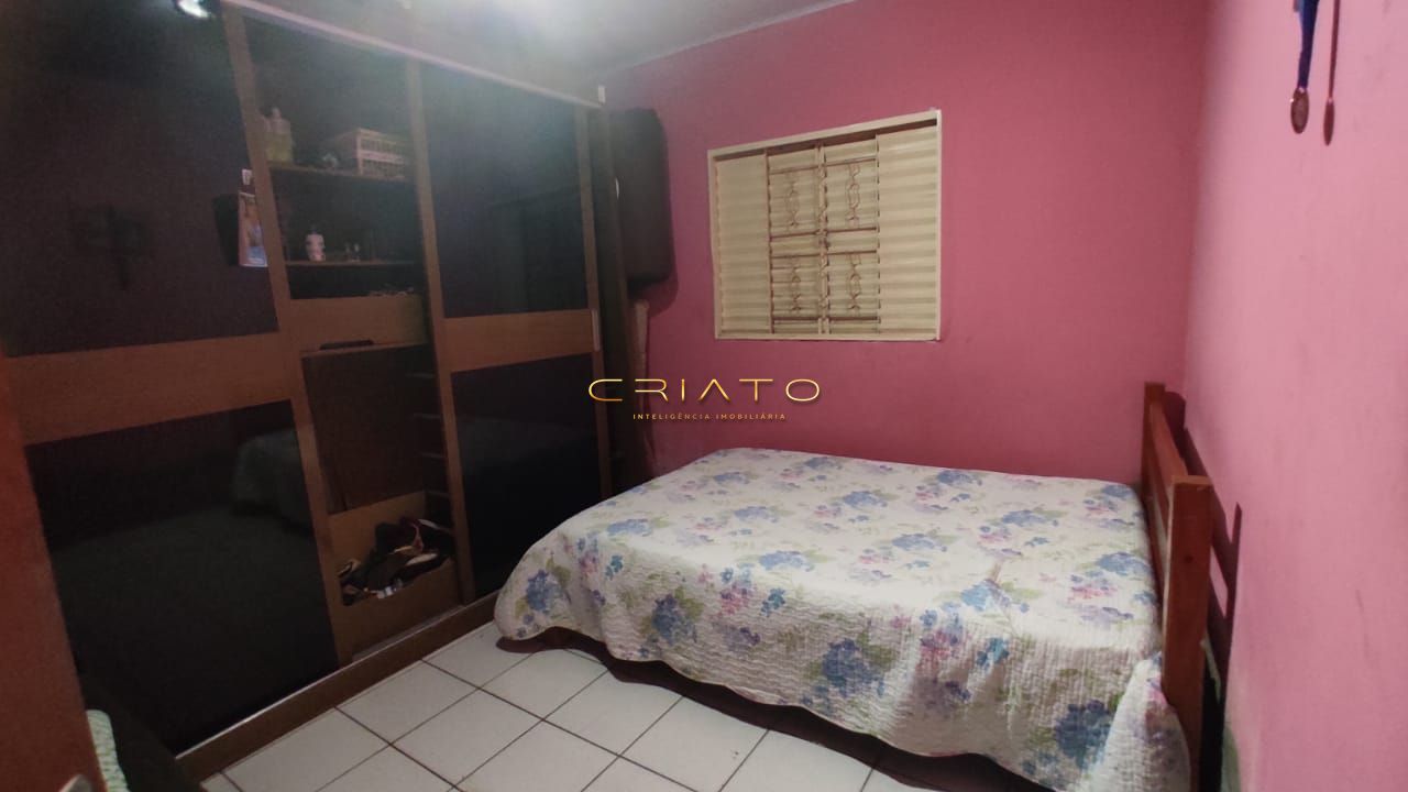 Casa à venda com 4 quartos, 187m² - Foto 16