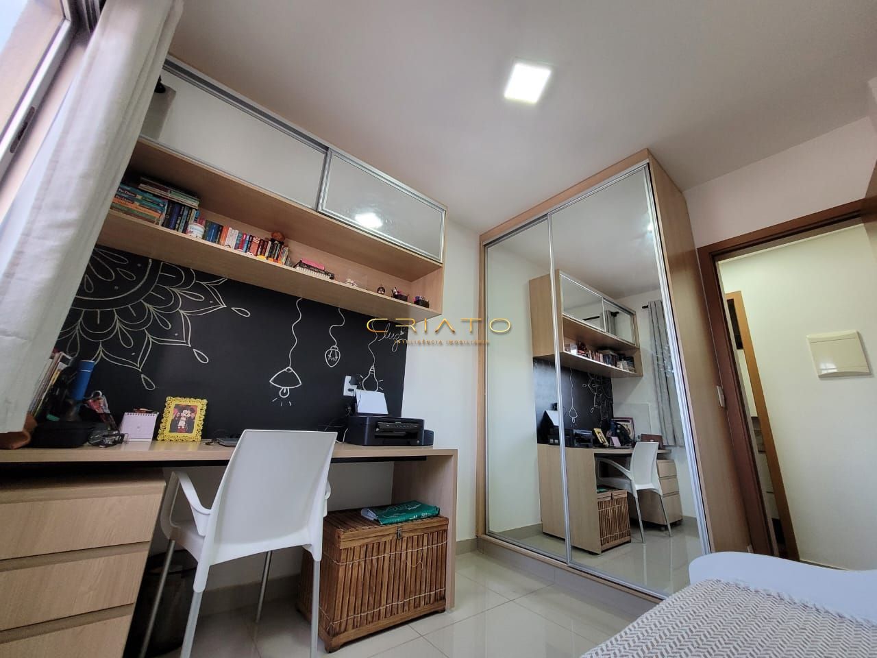 Apartamento à venda com 2 quartos, 60m² - Foto 9