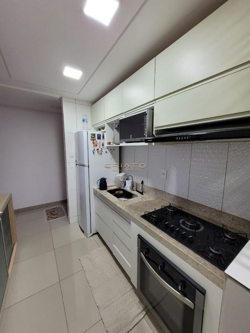 Apartamento à venda com 2 quartos, 60m² - Foto 17