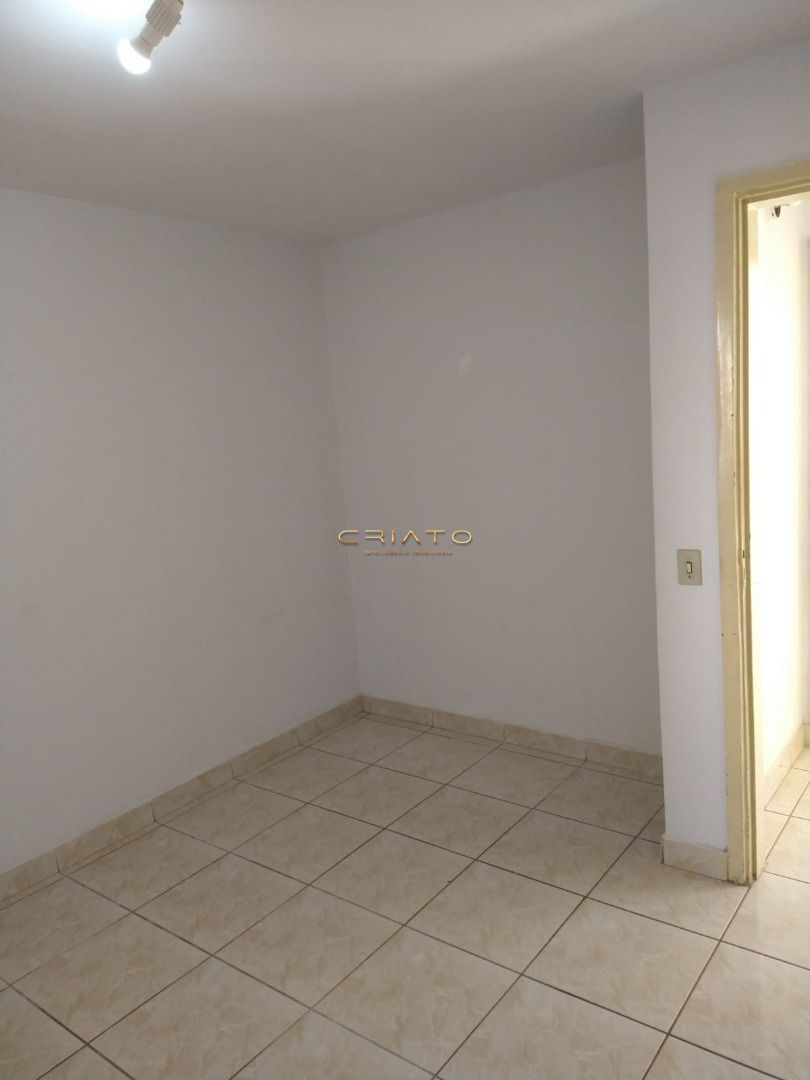 Apartamento à venda com 2 quartos, 61m² - Foto 13