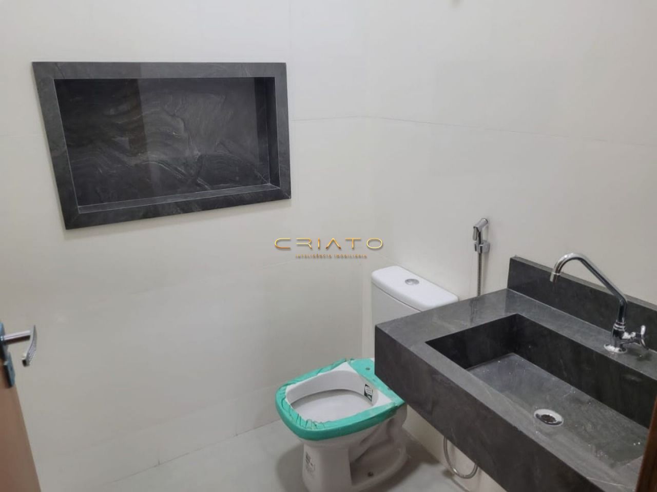 Casa à venda com 3 quartos, 130m² - Foto 14