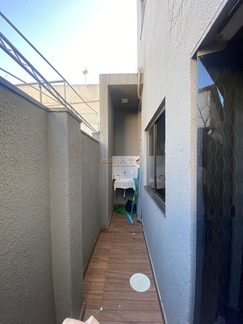 Sobrado à venda com 1 quarto, 260m² - Foto 9