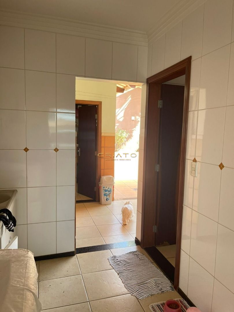 Sobrado à venda com 3 quartos, 340m² - Foto 14