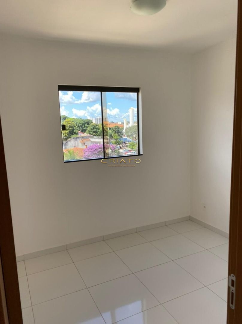 Apartamento à venda com 3 quartos, 83m² - Foto 15