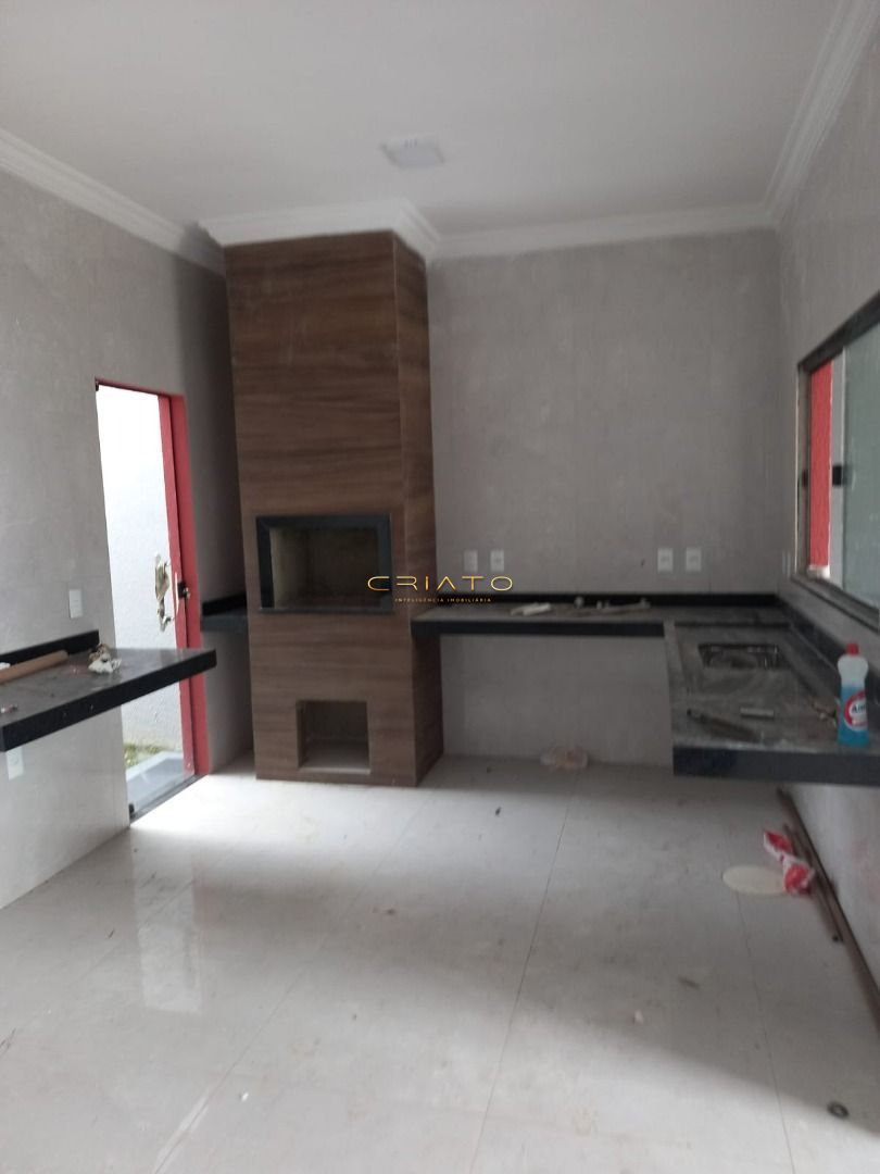 Casa à venda com 3 quartos, 107m² - Foto 12