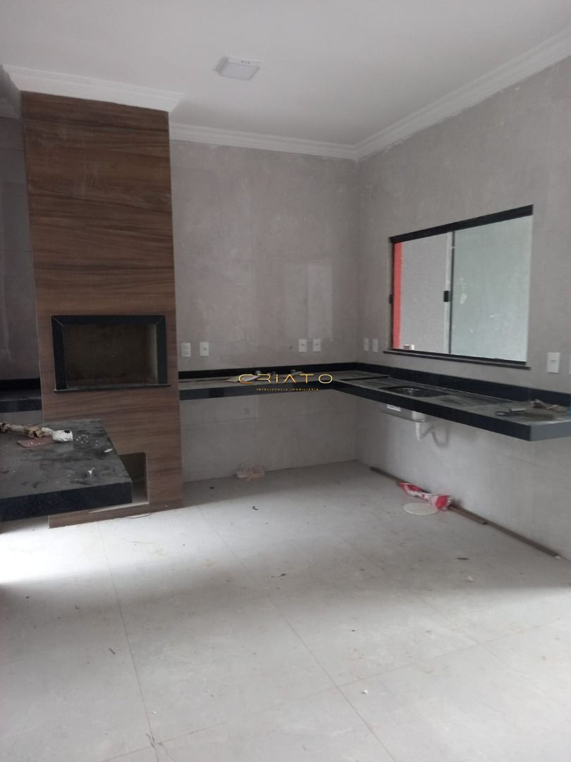 Casa à venda com 3 quartos, 107m² - Foto 11