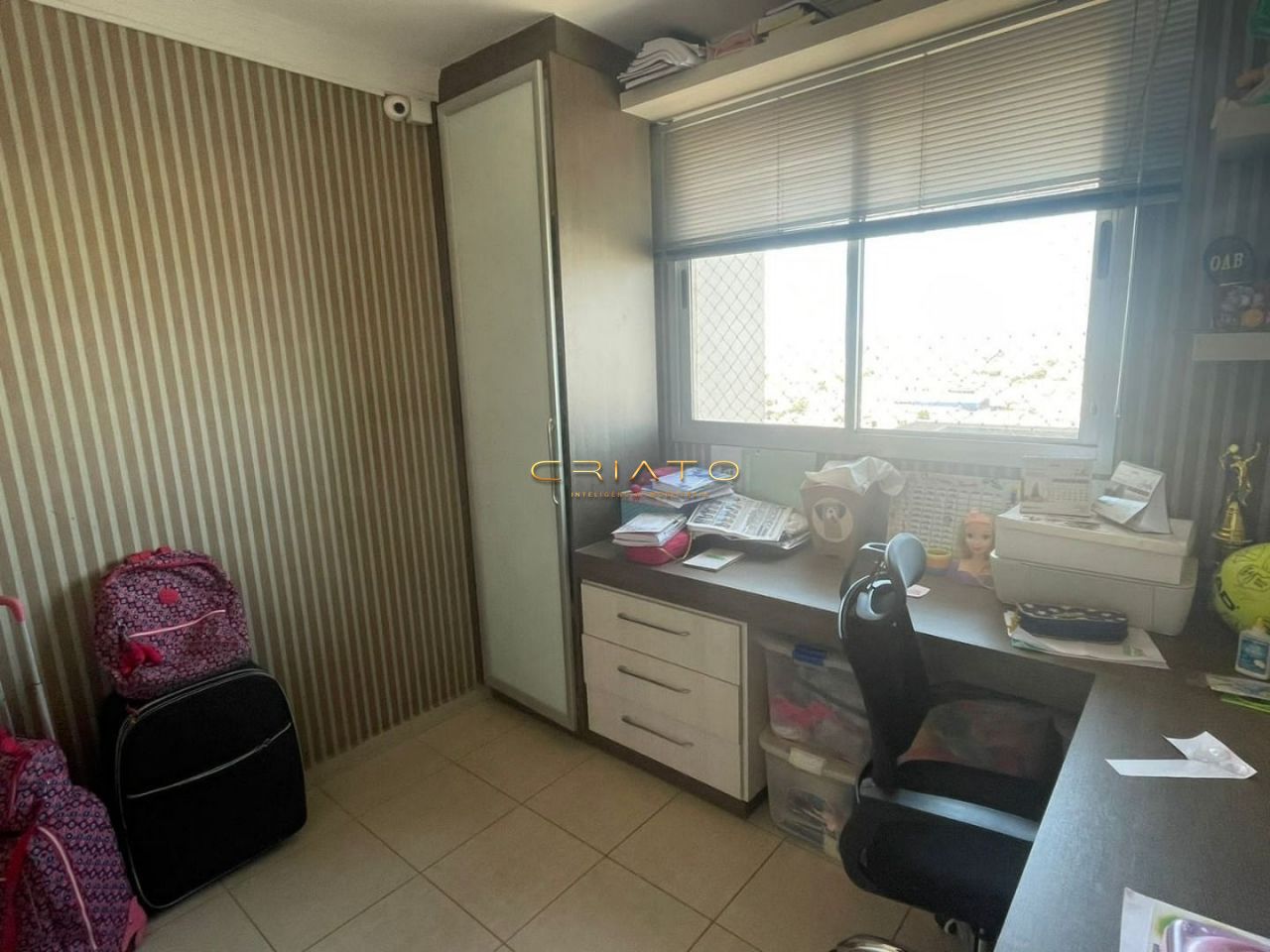 Apartamento à venda com 3 quartos, 93m² - Foto 13