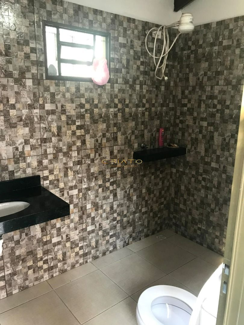 Chácara com 4 dormitórios à venda, 1000 m² por R$ 600.000,00