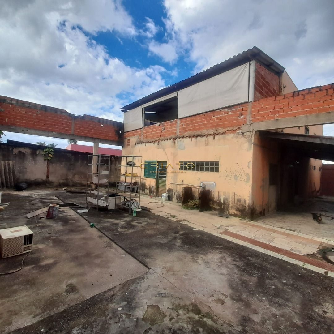 Sobrado à venda com 4 quartos, 360m² - Foto 12