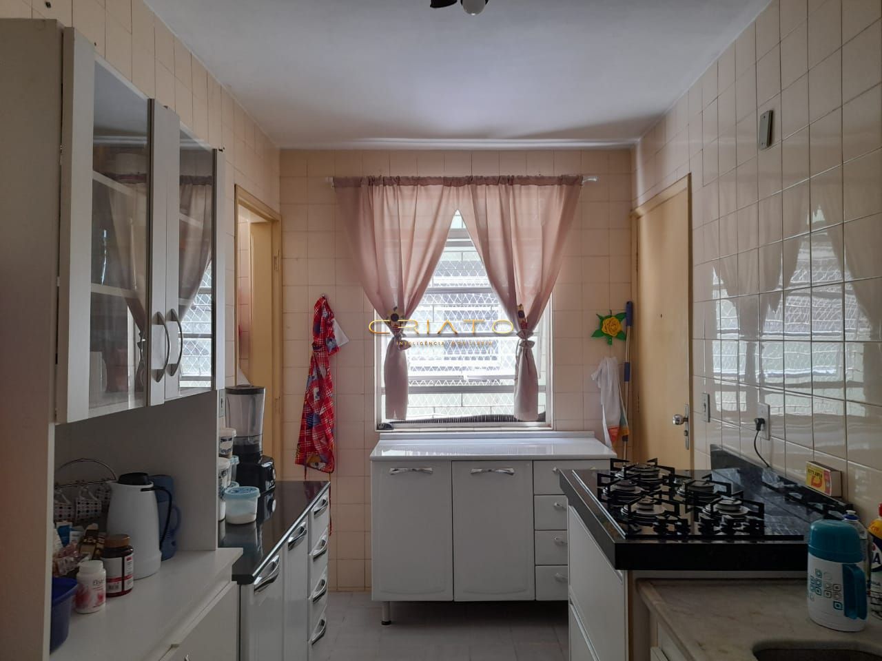 Apartamento à venda com 2 quartos, 66m² - Foto 3