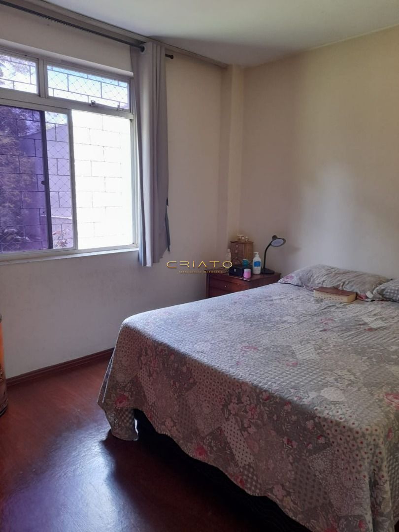 Apartamento à venda com 2 quartos, 66m² - Foto 8