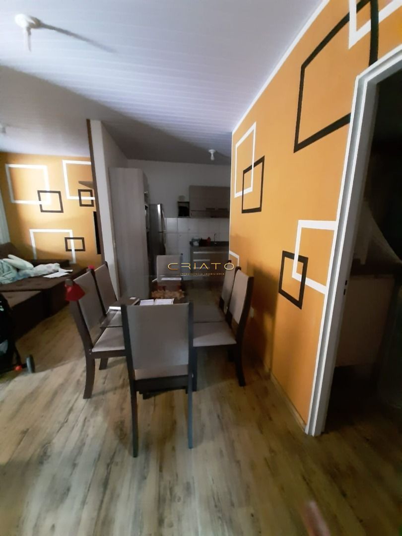 Casa à venda com 3 quartos, 225m² - Foto 11