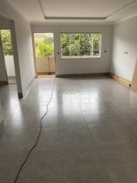 Casa à venda com 3 quartos, 104m² - Foto 1