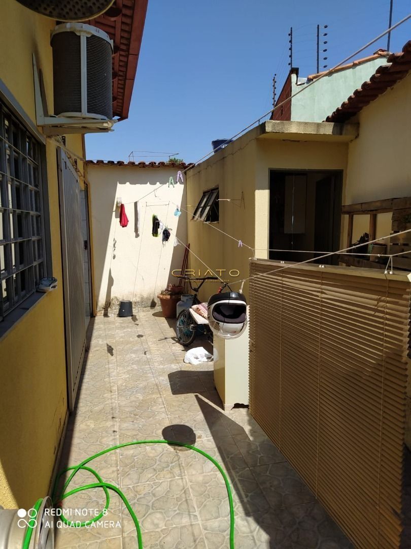 Casa à venda com 3 quartos, 135m² - Foto 19