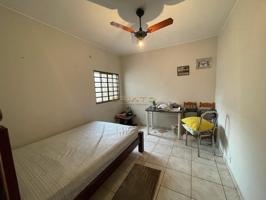 Casa à venda com 3 quartos, 100m² - Foto 3