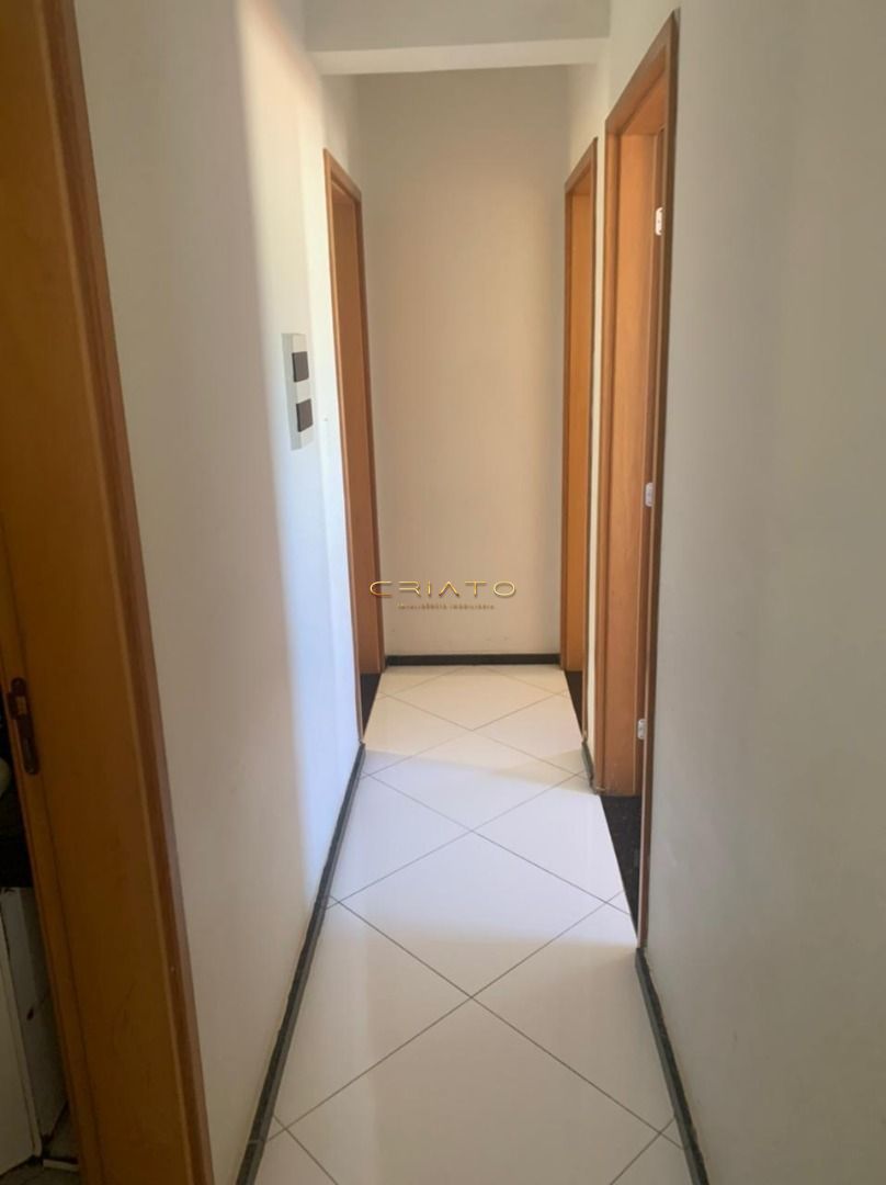 Apartamento à venda com 3 quartos, 73m² - Foto 7