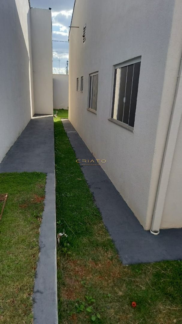 Casa à venda com 3 quartos, 106m² - Foto 14