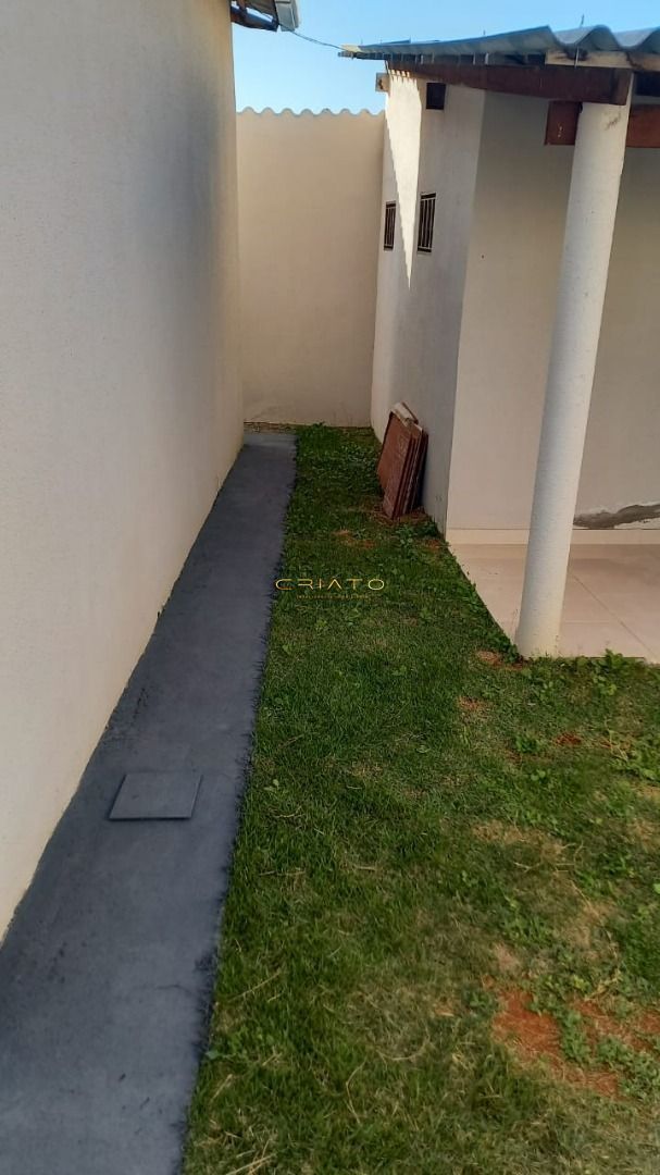 Casa à venda com 3 quartos, 106m² - Foto 15