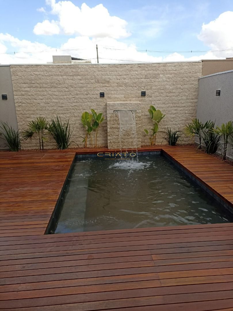 Casa à venda com 3 quartos, 240m² - Foto 18