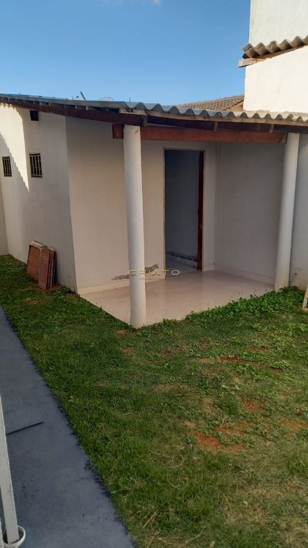 Casa à venda com 3 quartos, 106m² - Foto 13