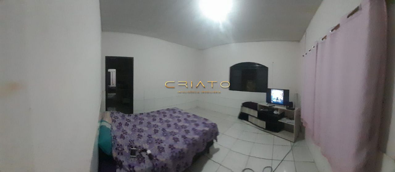 Casa à venda com 2 quartos, 240m² - Foto 9