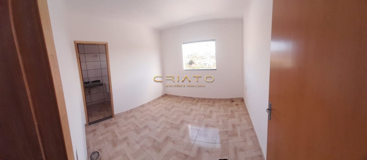 Casa à venda com 2 quartos, 80m² - Foto 10