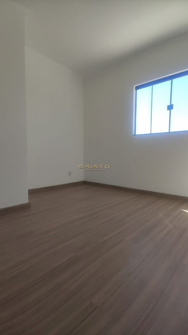 Casa à venda com 3 quartos, 130m² - Foto 8