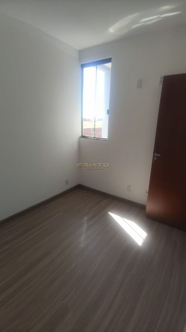 Casa à venda com 3 quartos, 130m² - Foto 9