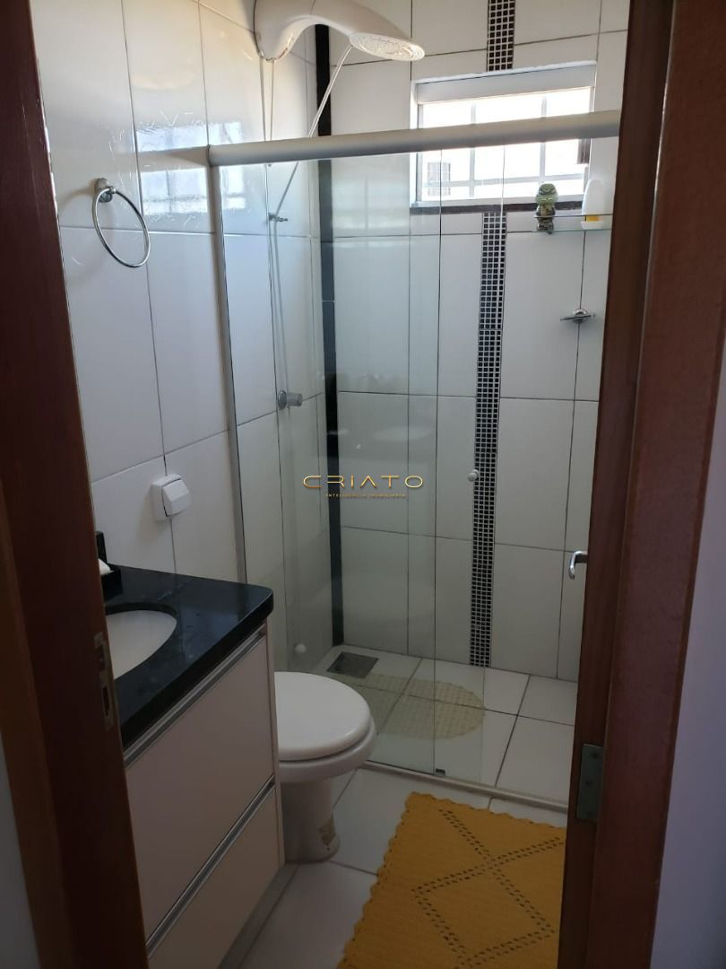 Casa à venda com 3 quartos, 196m² - Foto 17