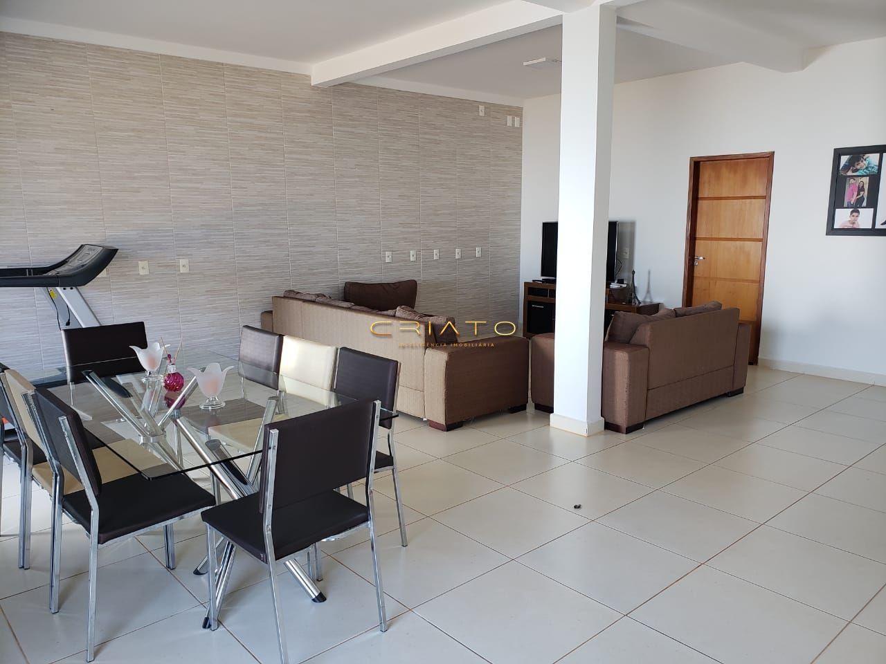 Casa à venda com 3 quartos, 196m² - Foto 4