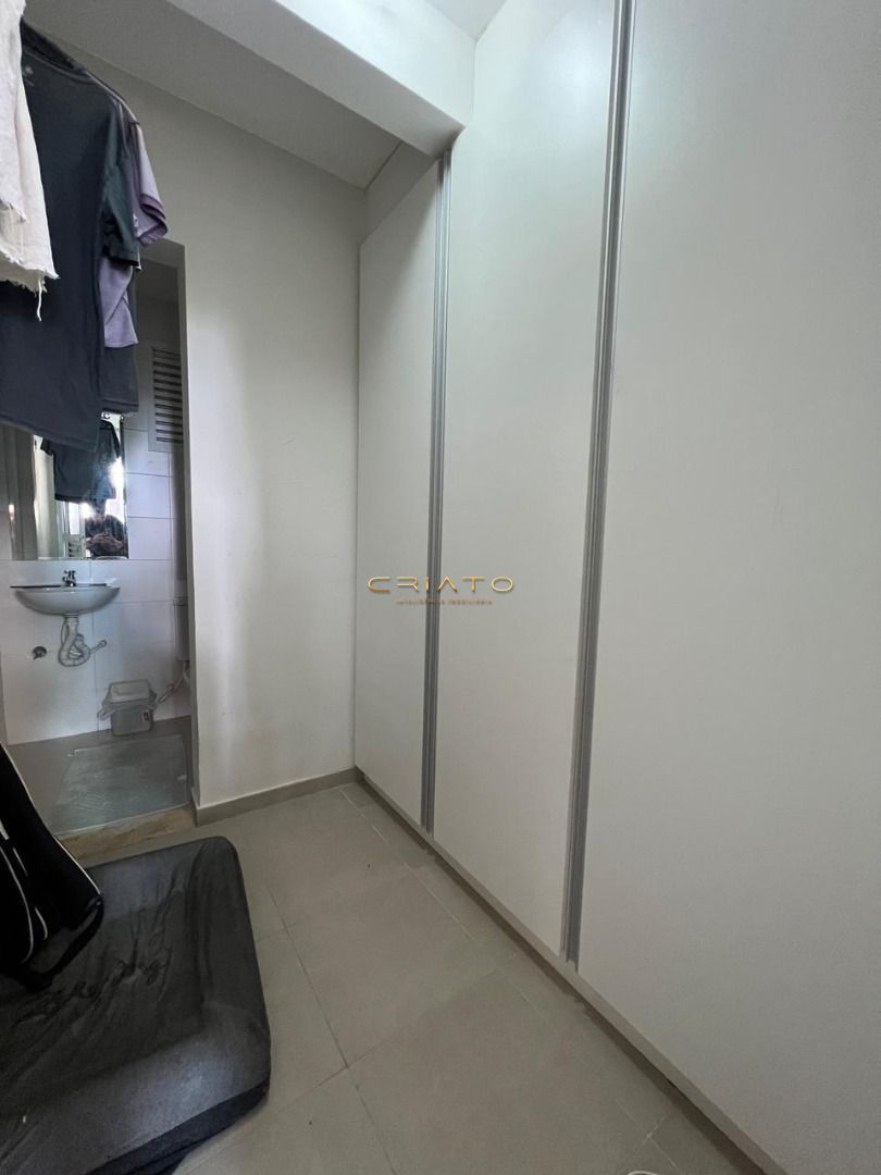 Apartamento à venda com 4 quartos, 188m² - Foto 22