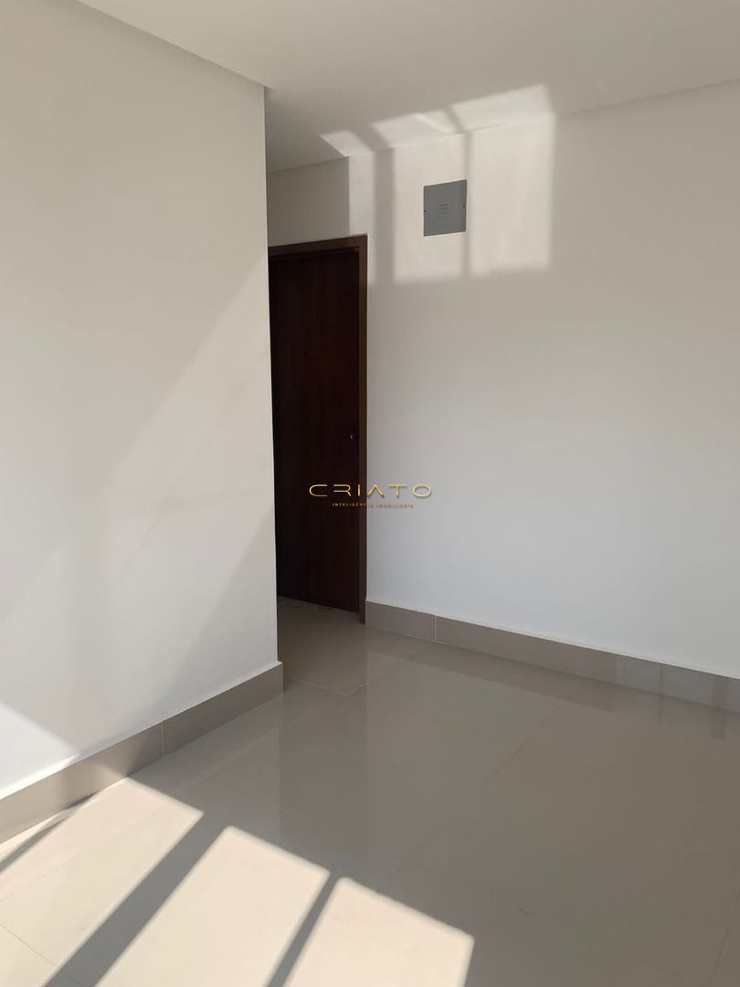 Apartamento à venda com 2 quartos, 75m² - Foto 5