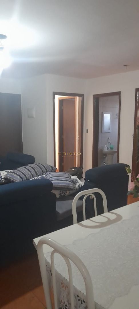 Casa à venda com 3 quartos, 140m² - Foto 4