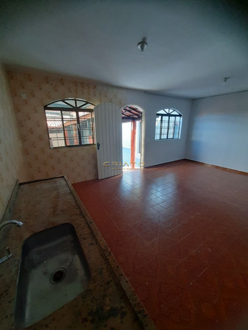 Casa à venda com 3 quartos, 280m² - Foto 10