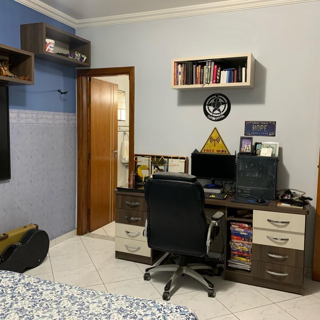 Sobrado à venda com 5 quartos, 330m² - Foto 18