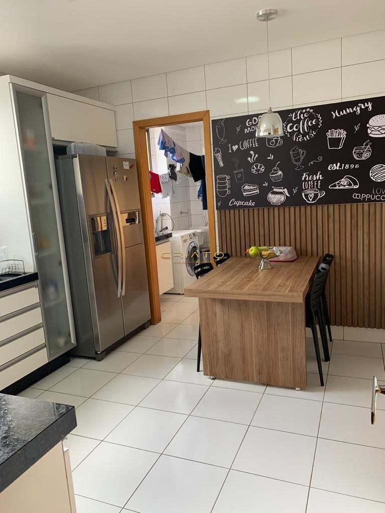 Apartamento à venda com 4 quartos, 149m² - Foto 9