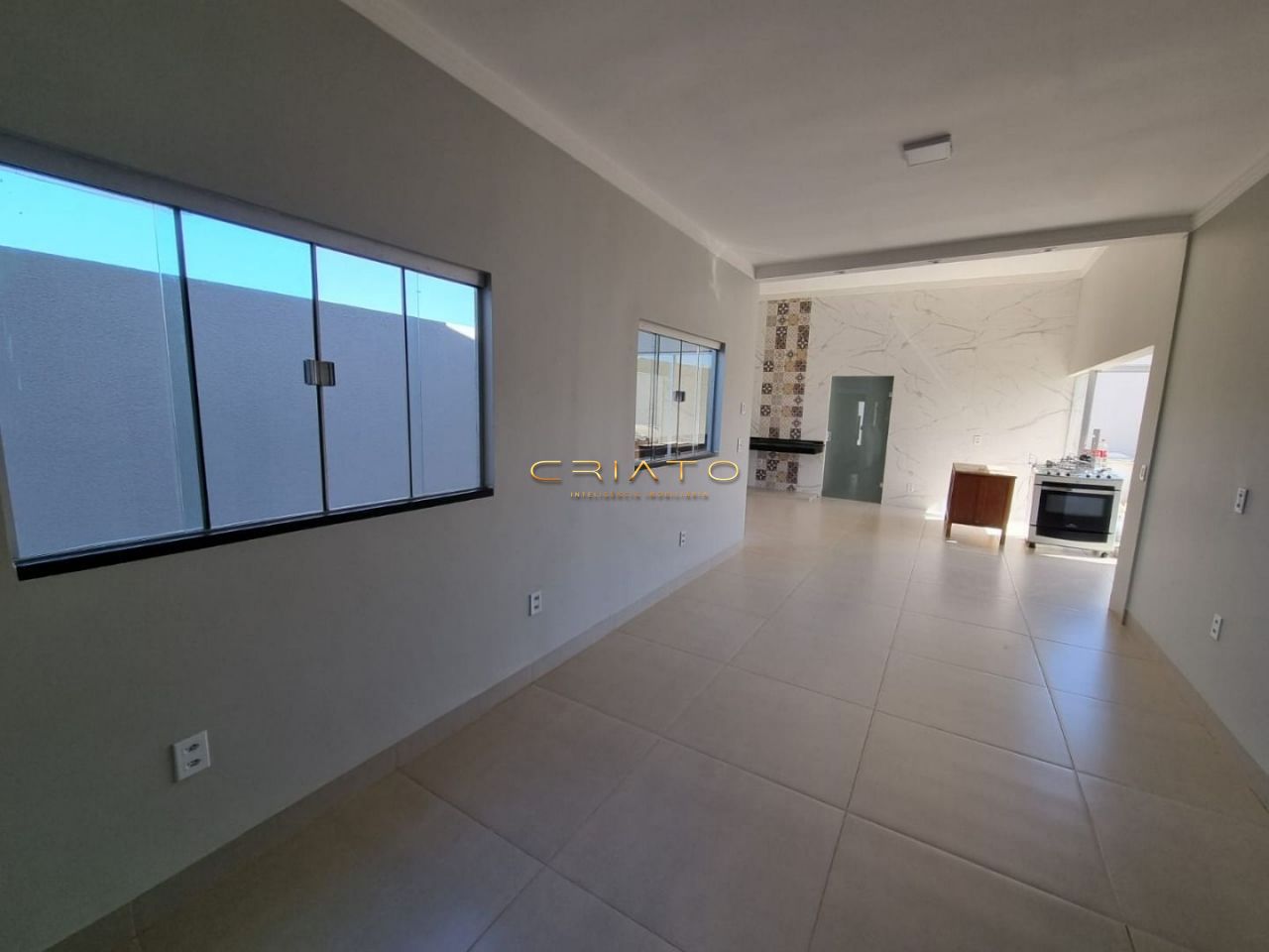 Casa à venda com 4 quartos, 198m² - Foto 4