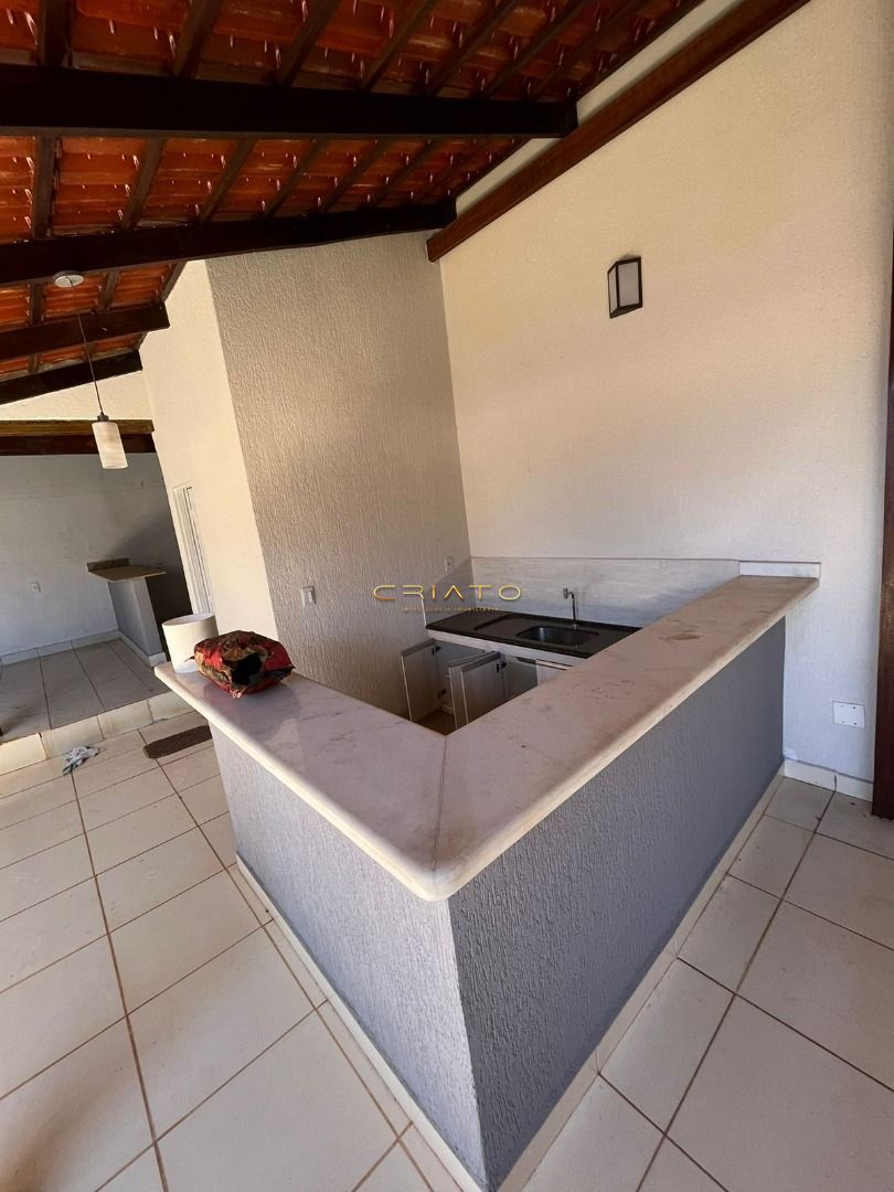 Sobrado à venda com 3 quartos, 252m² - Foto 8